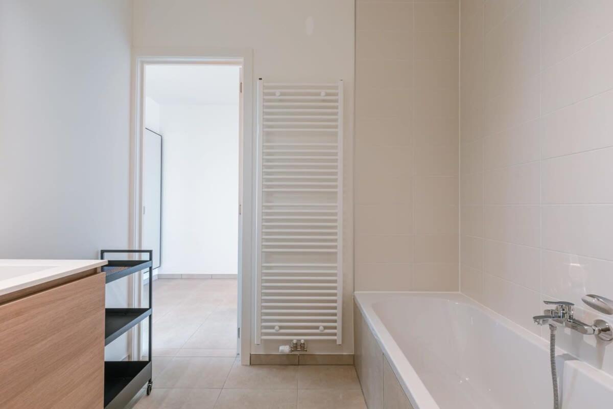 Huswell - Lovely New Apartment At The Harbor + Parking Brugia Zewnętrze zdjęcie